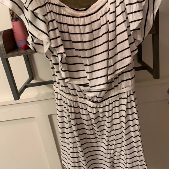 Stripped romper - Picture 2 of 2